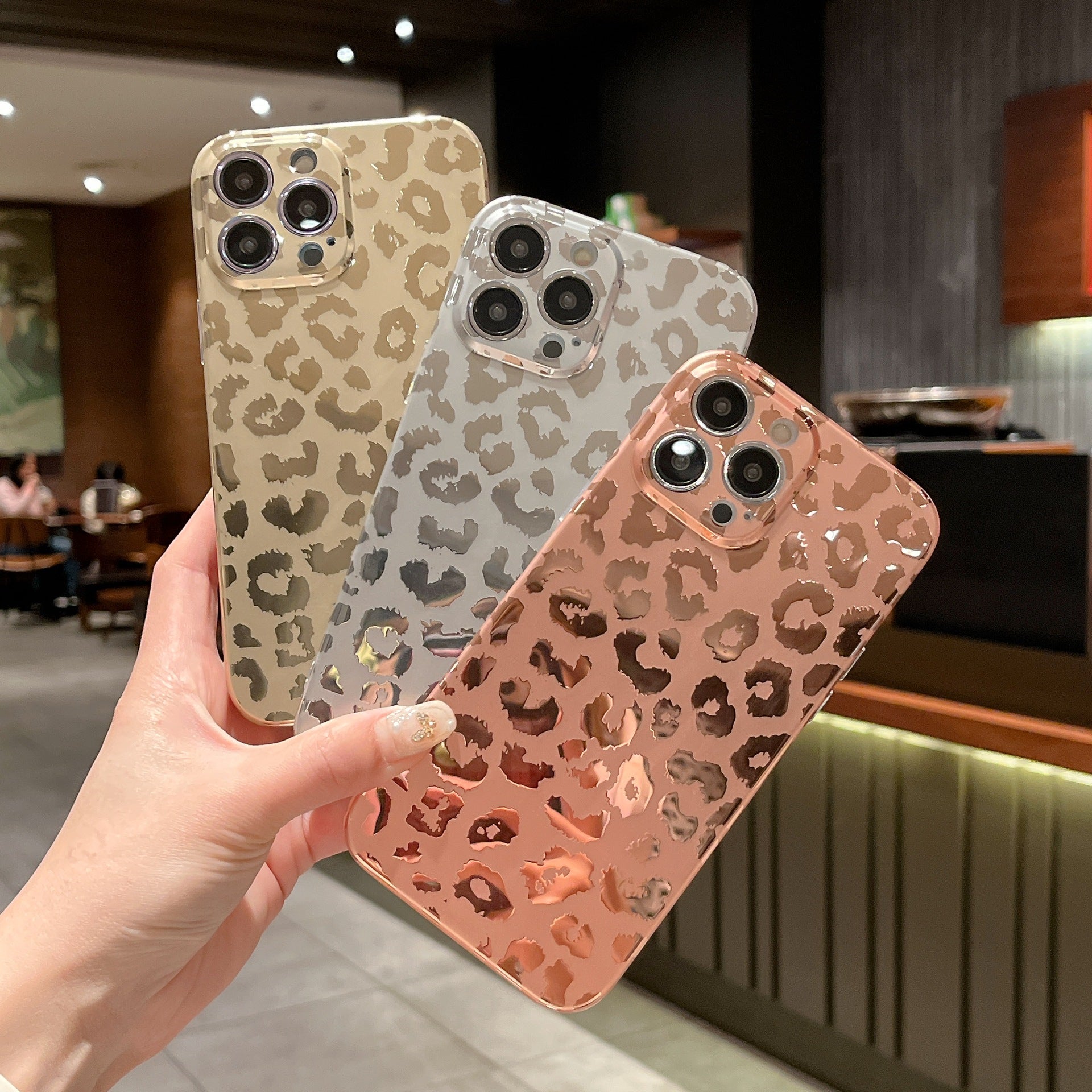 Electroplating Cheetah iPhone Case